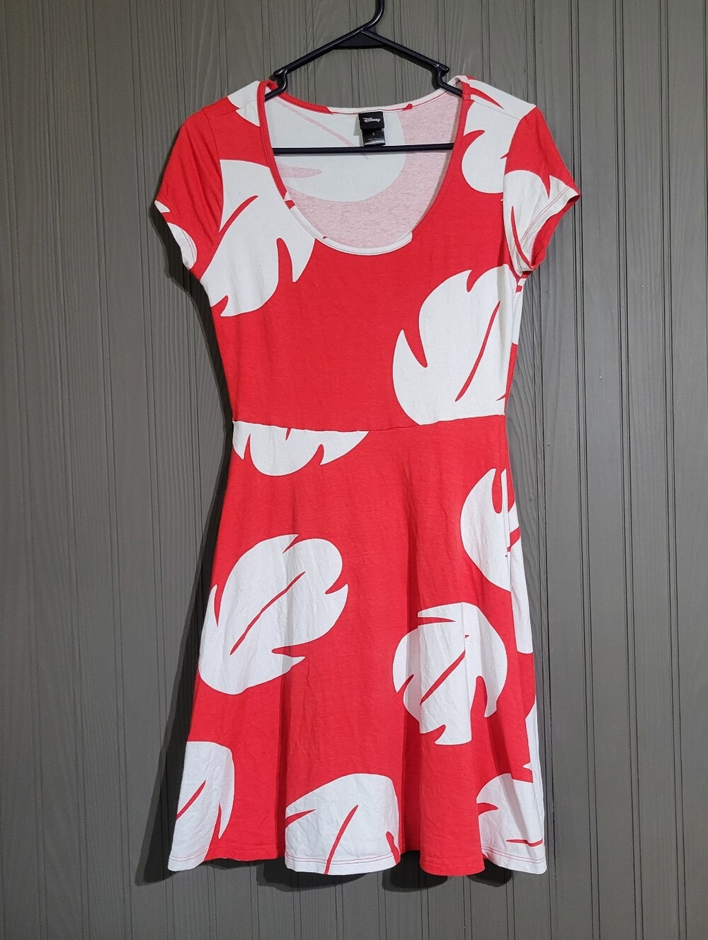 Disney Lilo And Stitch Hawaiian Dress Short Sleeve Leaf Print Red Women's Small